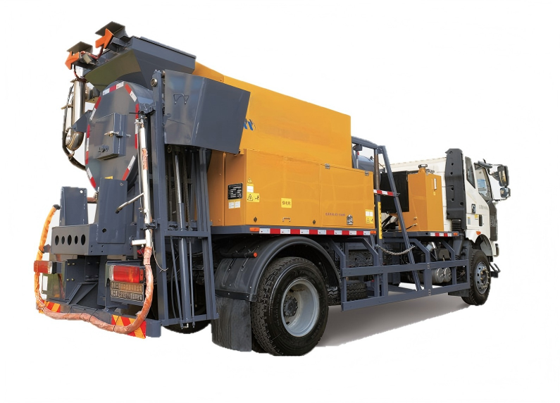 Asphalt Distributor Truck for Road Maintenance and Bitumen Spraying